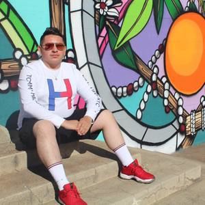 Meet your Posher, Roman